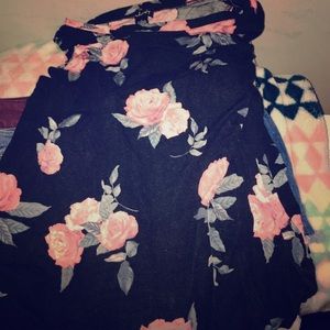 Black floral tank top
